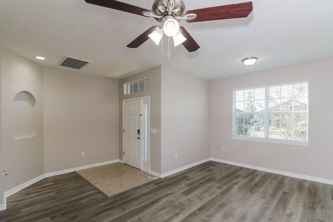 Photo - 30745 Water Lily Dr