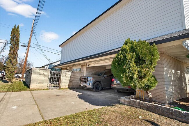 Photo - 1400 Braes Ridge Dr