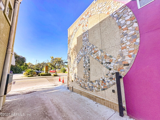 912 St Johns Ave Unit 101