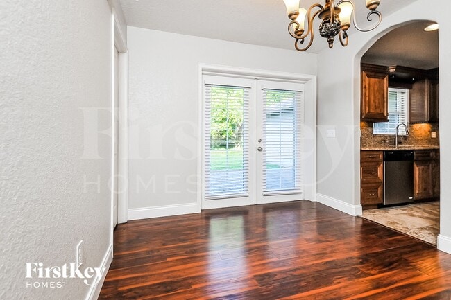 Photo - 4635 Dillwyn Dr