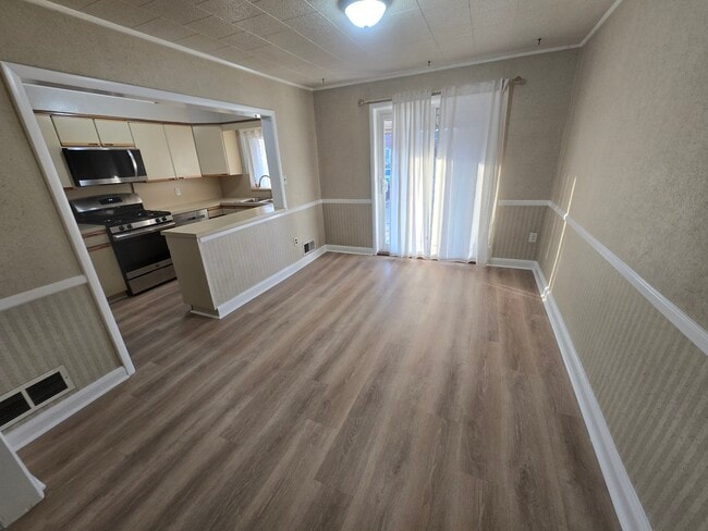 Photo - 1926 Guy Way