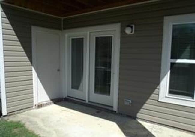Photo - 661 Bartons Landing Pl