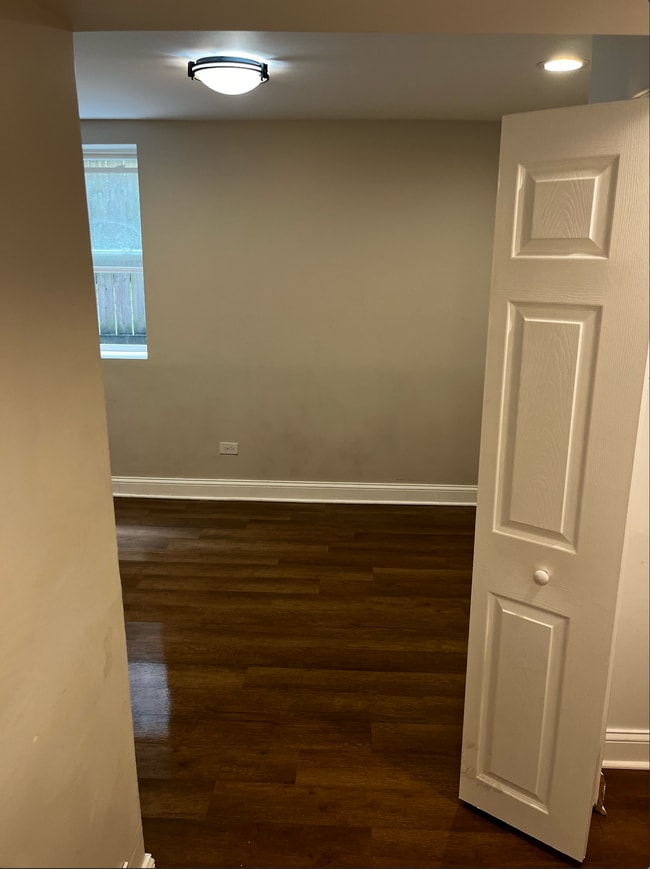 Photo - 5910 S Michigan Ave Unidad 3