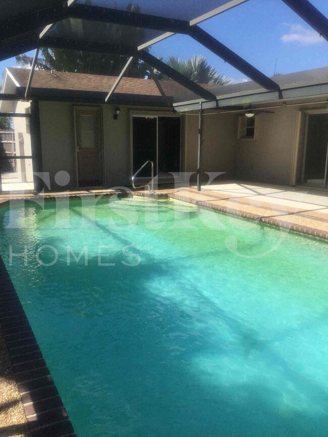 Photo - 19742 Carolina Cir