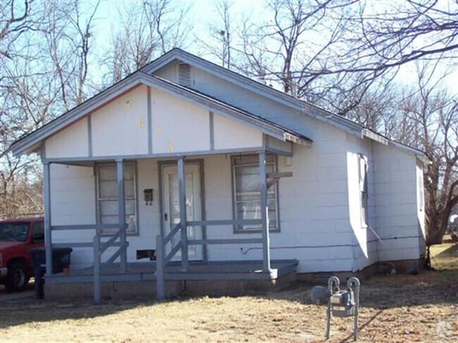 Building Photo - 1613 W Elm Ave Rental