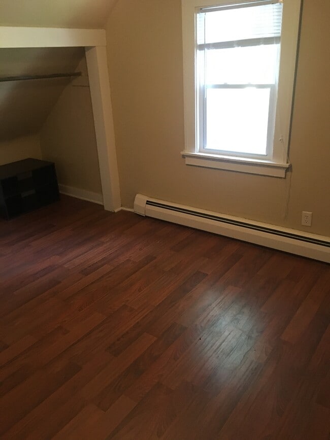 Photo - 1306 S 65th St