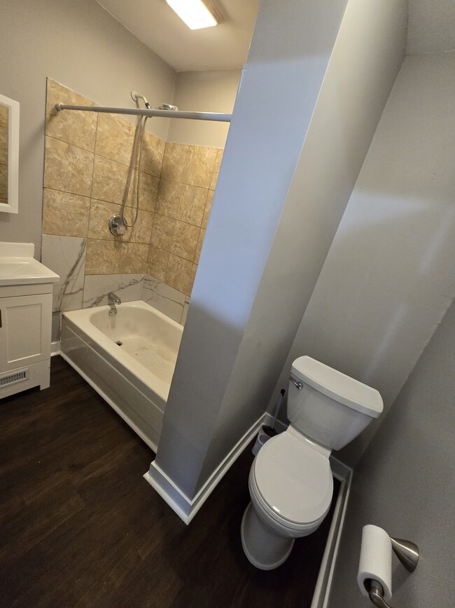 Photo - 1801 50th St Unit Lower