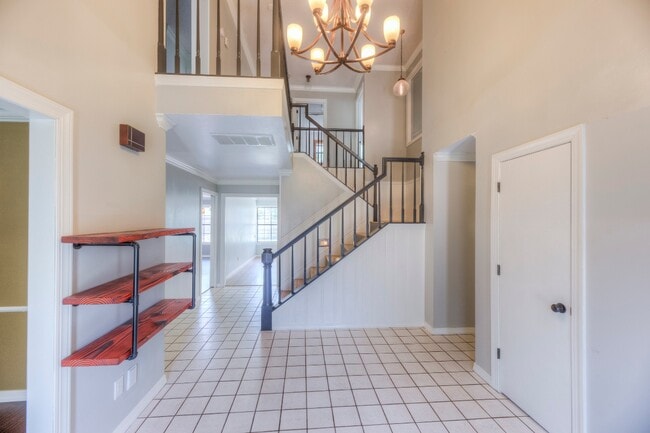 Photo - 7316 85th St