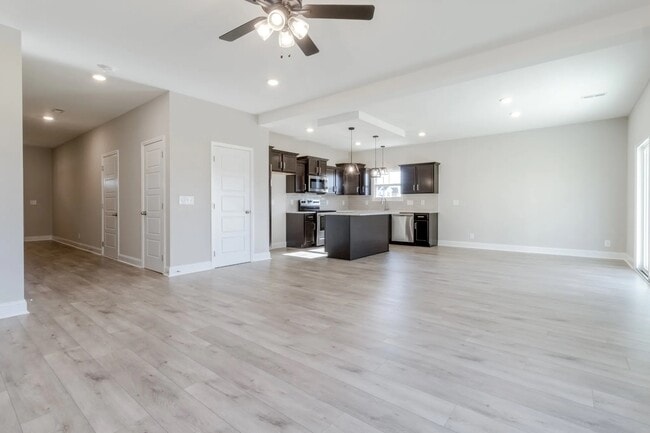 Photo - 205 Notgrass Rd