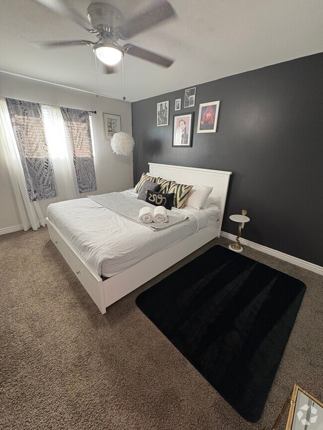 Building Photo - 3516 S La Corta Dr Rental