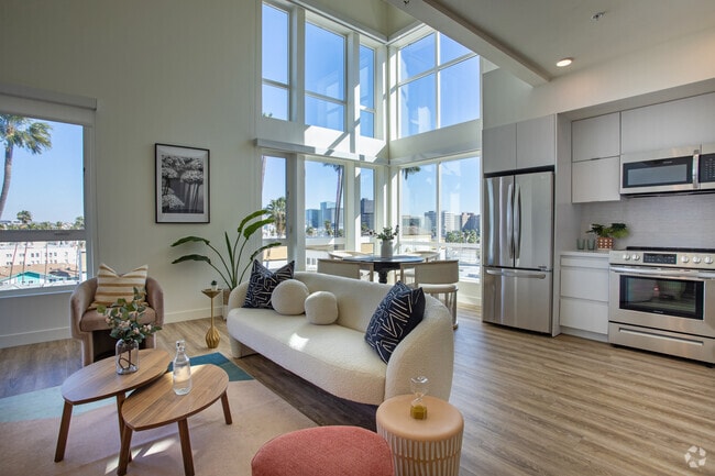 Interior Photo - Sawyer