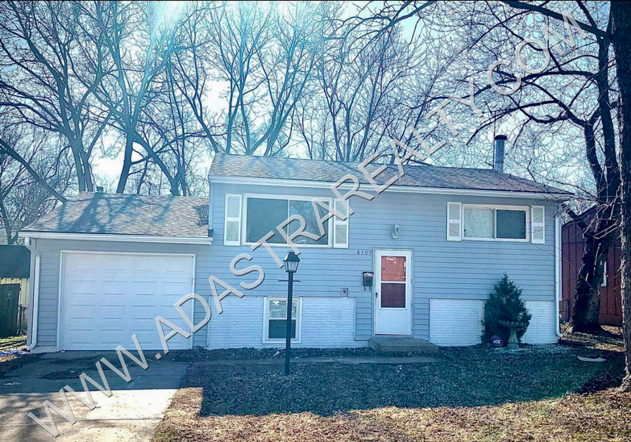 Very Nice 3 Bedroom Home in South KCMO-Ava... - Very Nice 3 Bedroom Home in South KCMO-Ava...