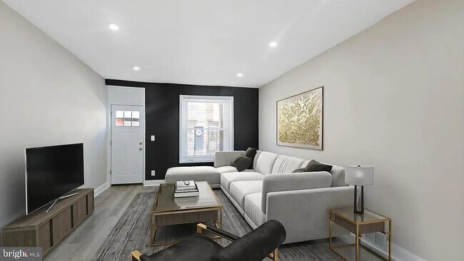 Photo - 2336 Pierce St