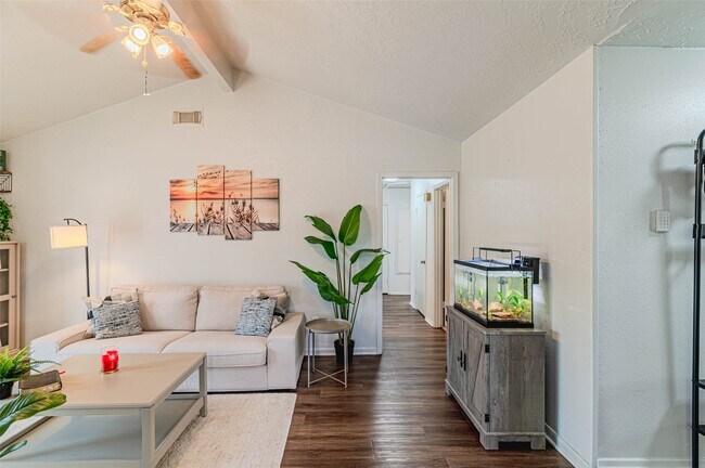 Photo - 4606 Fitzwater Dr