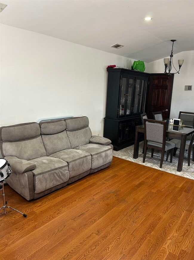 414 Cliff St Unit 2