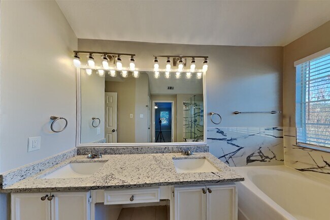 Photo - 9658 Therrell Dr