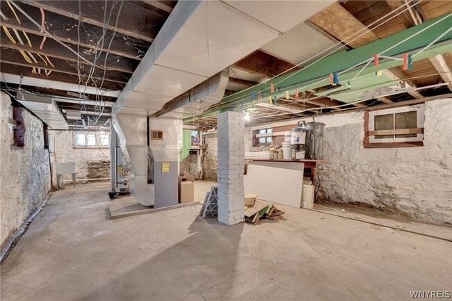 Photo - 1097 Tonawanda St