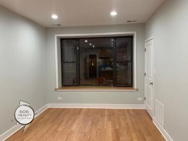 Photo - Belmont Cragin! 5201-5221 W Belmont Ave - 3148-3152 N Laramie Ave Unit 5207-2C