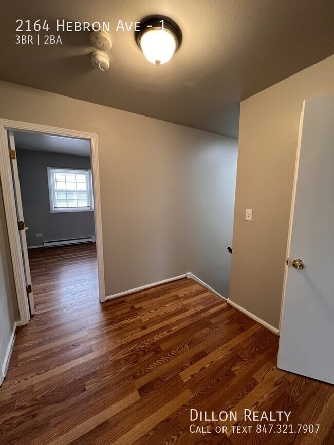 Photo - 2164 Hebron Ave