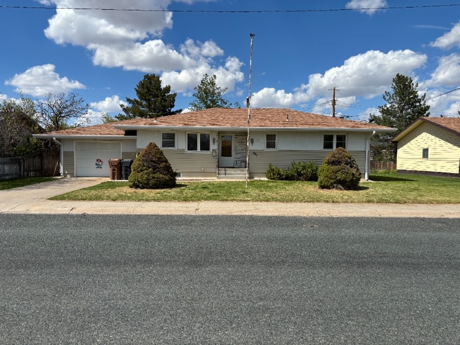 Photo - 501 W 32nd St Casa