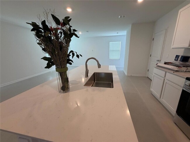 2466 Hallow Gdn Rd