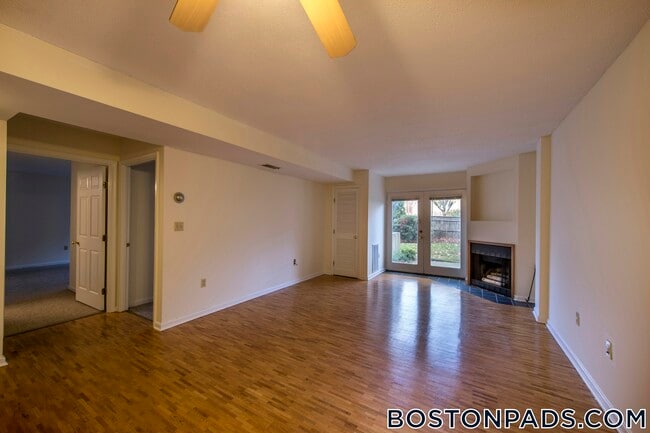 Photo - 345 Franklin St Unit 107