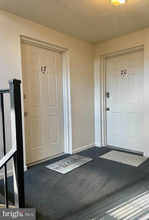 Photo - 17 Cranberry Ct