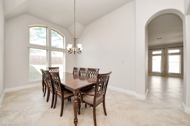 Photo - 2429 Lost Bridge Ln