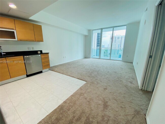 Photo - 951 Brickell Ave Unidad 1909