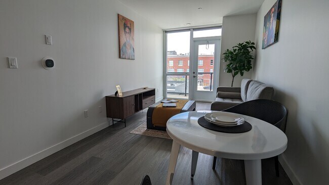 Photo - One Plus Den In Downtown Kitchener Unit 402