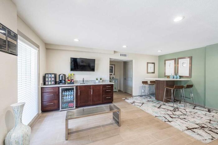 Photo - 6400 W Bellfort Ave Unidad a1