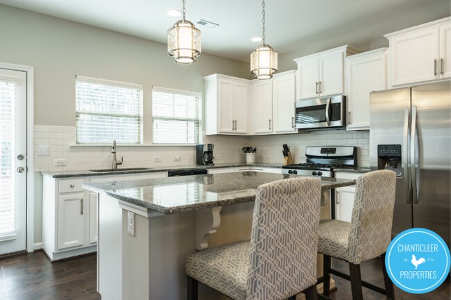 Photo - 1119 Midtowne Way