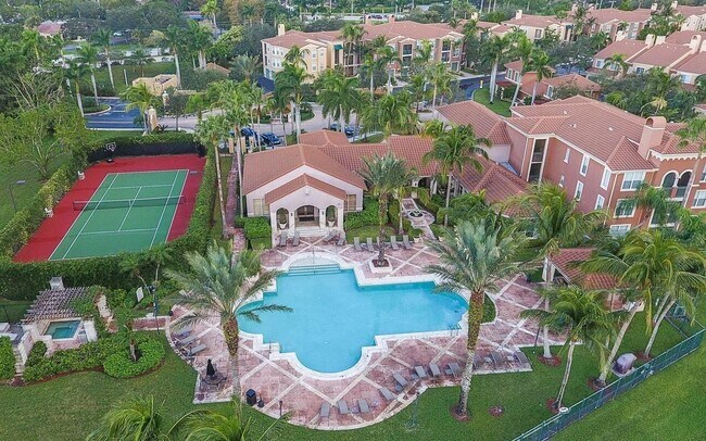 Photo - 11770 St Andrews Place Unidad 306