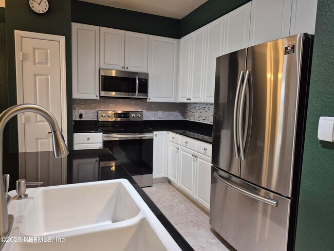 Photo - 8539 Gate Pkwy W Unidad 9232