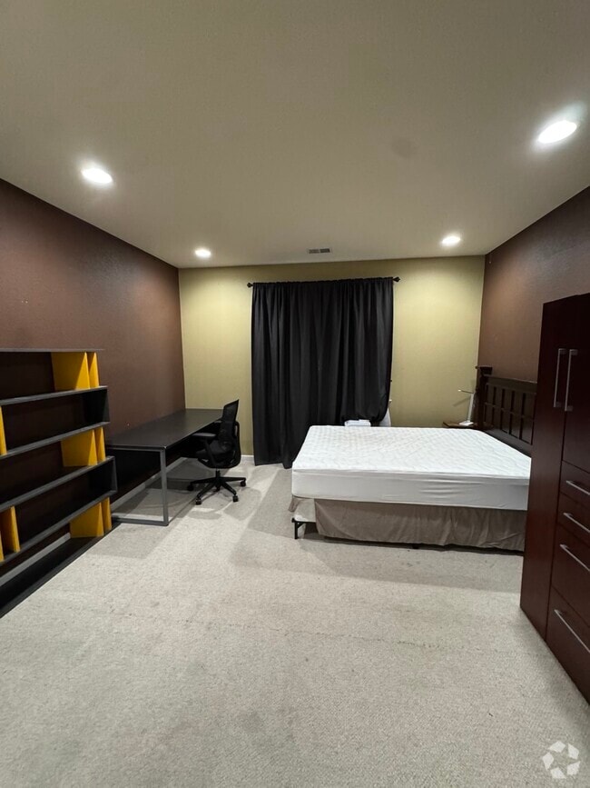 Building Photo - 798 Berryessa Rd Rental