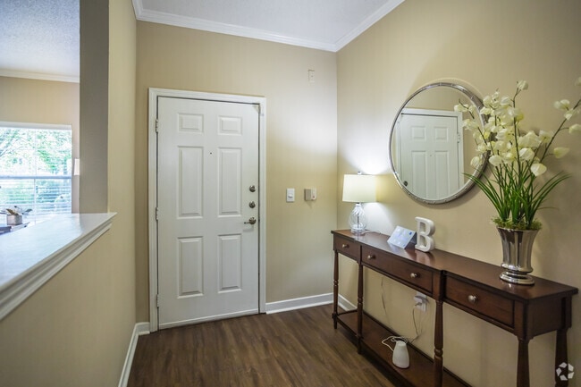 2 BR, 2 BA - 1205 SF