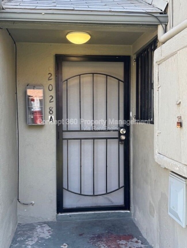 Photo - 2028 Chestnut Ave Unit A