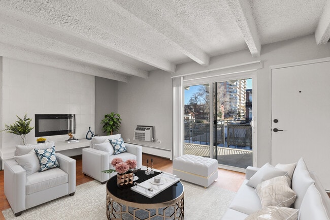 Photo - Pearl Street Flats