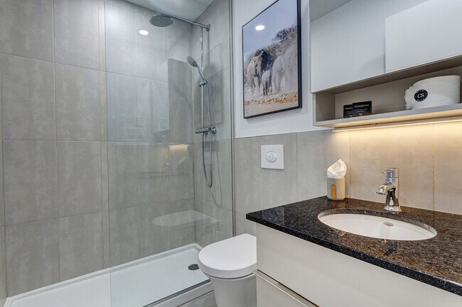 Photo - 2061 Rue Stanley Unité SI ID1353845P