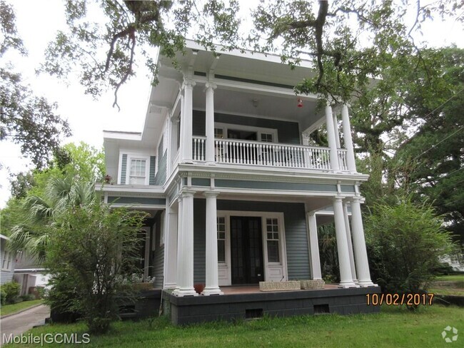 Building Photo - 1576 Dauphin St Rental