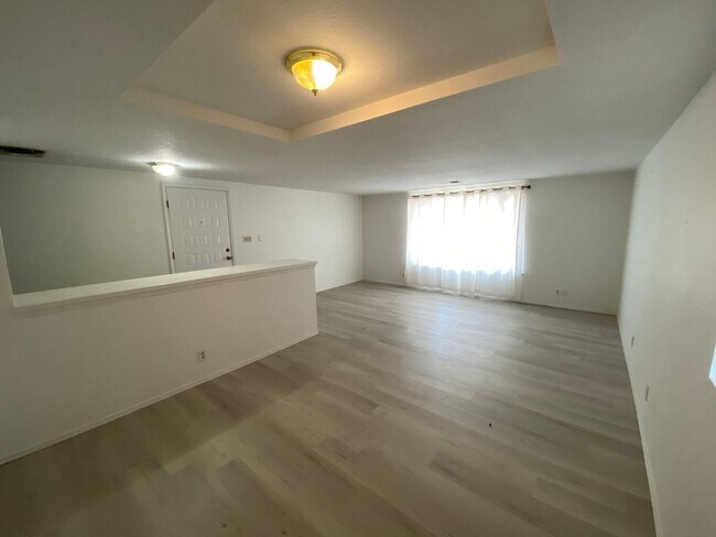 Photo - 5201 Sweetwater Dr NW