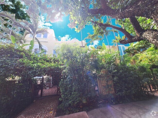Building Photo - 1361 Meridian Ave Unit 12 Rental