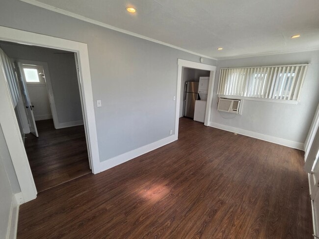 Photo - 1st Unidad B