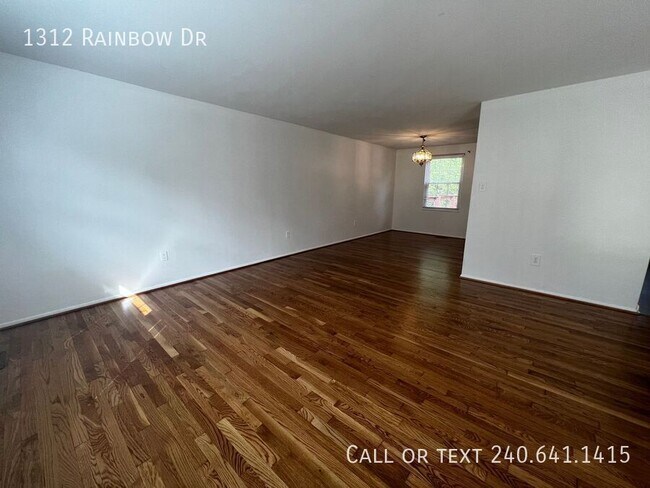 Photo - 1312 Rainbow Dr