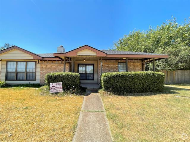 Building Photo - 404 Lincoln Dr Rental