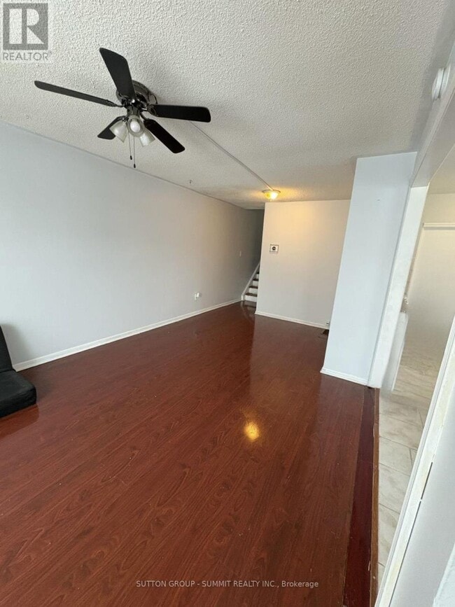 Photo - 7465 Discus Crescent