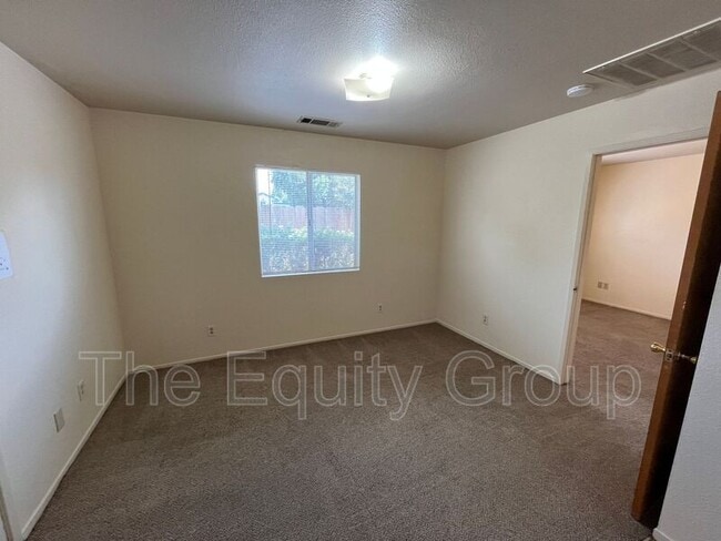 Photo - 62 N Villa St Unit #7