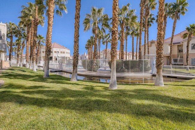 Photo - 1 Bedroom Condo in Gated Community at Lagu...