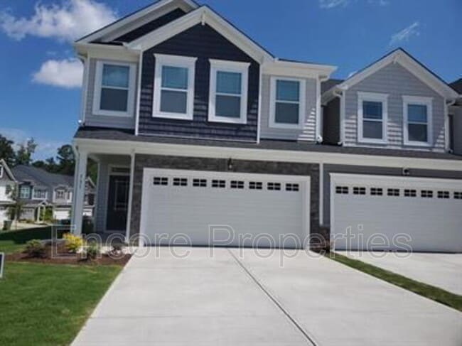 Building Photo - 731 Amarra Dr