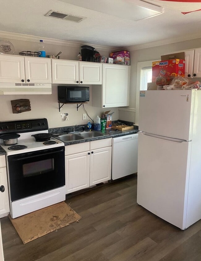 Photo - Overstreet Drive